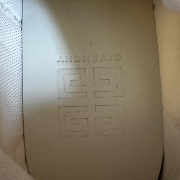 Givenchy Giv 1 Leather And Mesh Sneakers - Picture 13 of 16